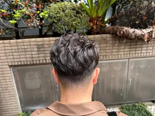 ショート パーマ メンズ 澤井 佑果のヘアスタイル