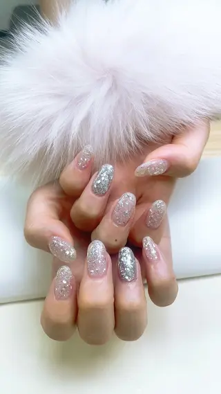 ネイル キラキラ🌸🌸🌸 nail ⭐️✨のネイルデザイン