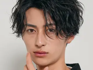 ショート 山梨メンズパーマ 波巻きパーマ石原大地のヘアスタイル