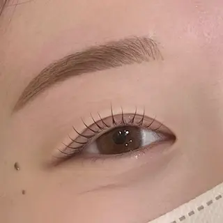 マツエク・マツパ people .の眉毛・アイブロウイメージ