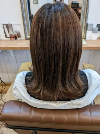 セミロング 【泉中央】CLASS 中村のヘアスタイル