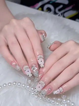 ネイル Eli Muse 新宿ネイルのネイルデザイン