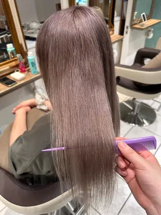 ロング カラー Ash日暮里 /momijiのヘアスタイル