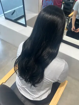 ロング Moe .⋆𝜗𝜚のヘアスタイル