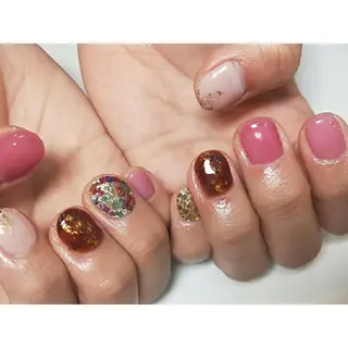 ネイル はばすみれ🎀ﾈｲﾙ 光ﾌｪｲｼｬﾙ ﾍｱのネイルデザイン