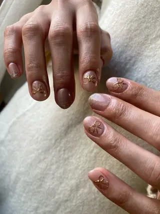 ショート 古島 里彩のネイルデザイン