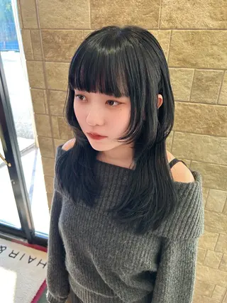セミロング 艶髪/透明感 /YURIA🤍のヘアスタイル