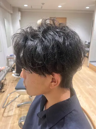 ショート カラー パーマ メンズ メンズサロン LiGKAITO🦖のヘアスタイル