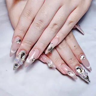 ネイル 🍭Yun nail hyejin🌸のネイルデザイン