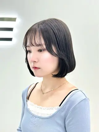 ショート カラー ヘアアレンジ 縮毛矯正🤍 ボブ/ HIKARIのヘアスタイル