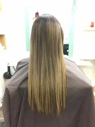 ロング BOBシークレット じょうじ⭐️のヘアスタイル