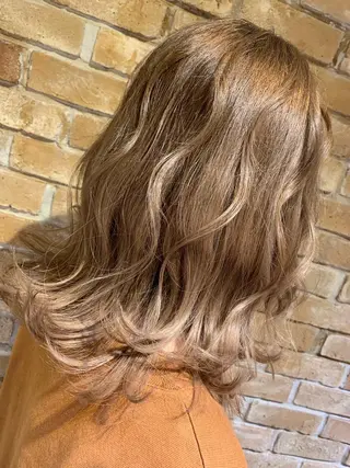 ミディアム カラー 💜Rebre** Mayu💜のヘアスタイル