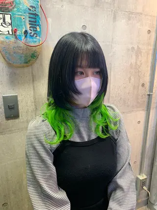 ミディアム カラー ハイトーン/メンズ/ ウルフ特化 小松のヘアスタイル