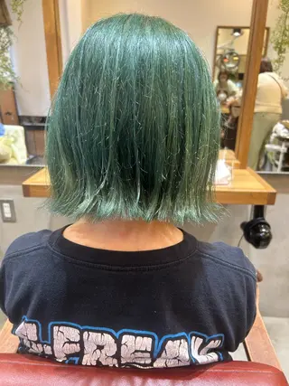 カラー 若狭 彩花のヘアスタイル