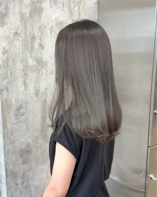 ロング カラー 高橋大樹/グレー ジュ/ブリーチなしのヘアスタイル