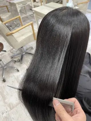 ロング 川瀬 夢来のヘアスタイル