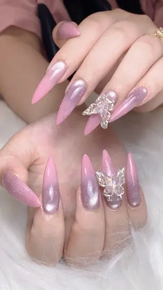 ネイル Rei _Nail 新宿のネイルデザイン