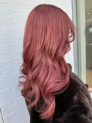 ロング カラー 渡部凌我 小顔ウルフ ハイトーンカラーのヘアスタイル