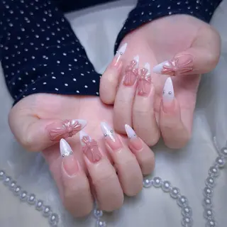 ネイル Lyna 池袋のネイルデザイン