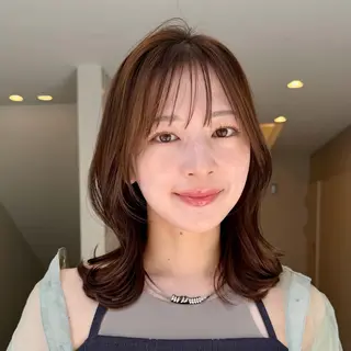 ミディアム カラー 顔周りレイヤー꙳⋆ ミディアム⌇SAKIのヘアスタイル