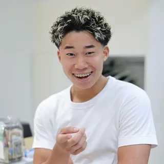 ショート カラー パーマ メンズ メンズカット✂️/ パーマ🪢/金敷幸作のヘアスタイル
