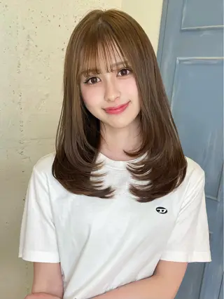 セミロング 江口 さやかのヘアスタイル