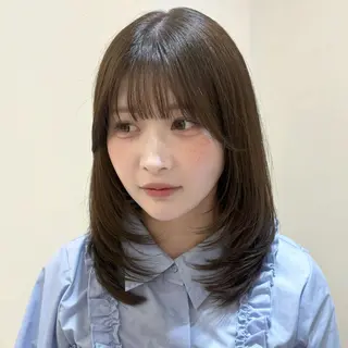 ミディアム fuyuna レイヤーカット🖤のヘアスタイル