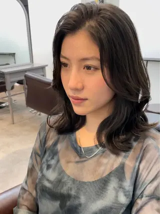 ミディアム 北村 斗和のヘアスタイル