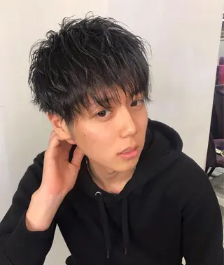 ショート カラー パーマ メンズ メンズ縮毛矯正 細谷碧海のヘアスタイル
