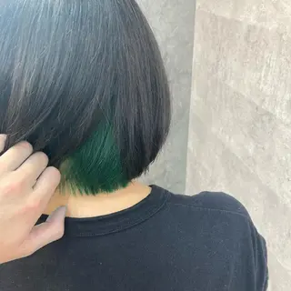 ショート カラー Well‘s黒木🌿 レイヤー💎寒色のヘアスタイル