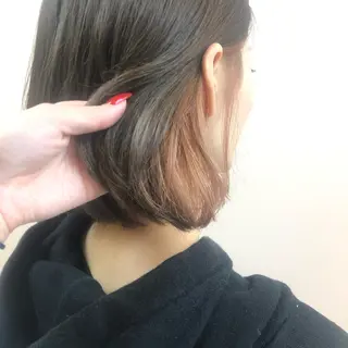 ショート カラー 小顔レイヤー/ ベージュ🤍Rieのヘアスタイル