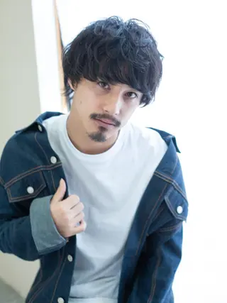 ミディアム 蛭川 博信のヘアスタイル