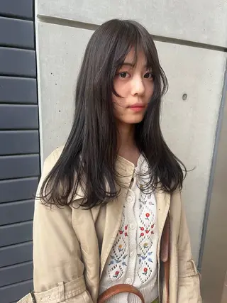 ロング 透明感カラー人気 ナンバーワンMIYUのヘアスタイル