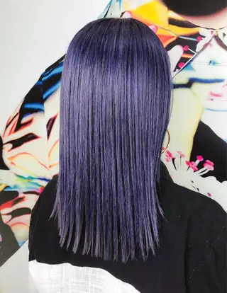 セミロング パーマ 趙 英来のヘアスタイル