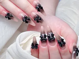 ネイル M🌷nail 長さだし専門店のネイルデザイン
