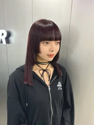 ロング カラー 暗髪🩶ラベンダー/ ブルー/ユウナ🤍のヘアスタイル