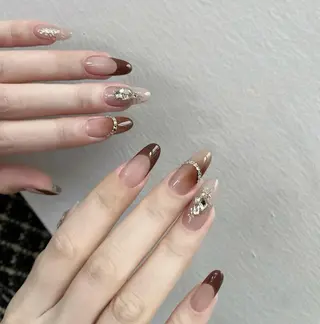 ネイル Pure&Rich Nailのネイルデザイン