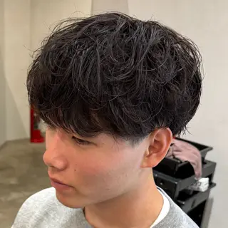 ショート カラー パーマ ヘアアレンジ メンズ 池袋のパーマ職人/ メンズパーマ/石見のヘアスタイル