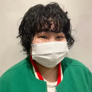 ショート パーマ デザインカラー/パー マ🦖外岡咲希🦖のヘアスタイル