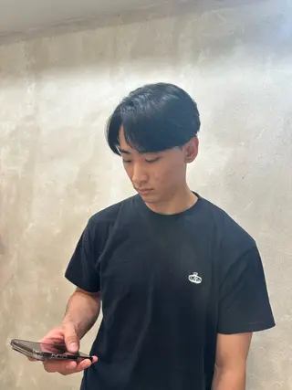 ショート パーマ メンズ 山﨑 結太のヘアスタイル