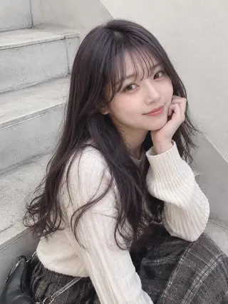 ロング カラー loty すずなのヘアスタイル