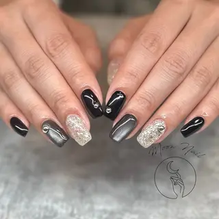ネイル Moon Nail /栄 大須のネイルデザイン