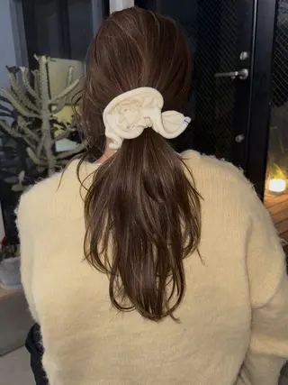 セミロング イシイ モエカのヘアスタイル
