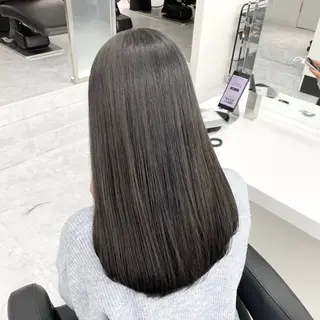ロング 流行りの透明感カラー ×縮毛矯正🤍ユウのヘアスタイル