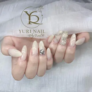 ネイル YURI Nail NARITAのネイルデザイン
