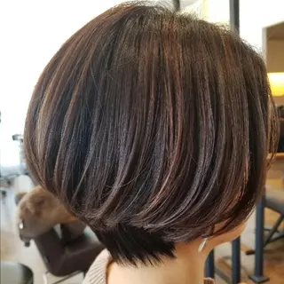 ショート カラー 松浦 正春のヘアスタイル