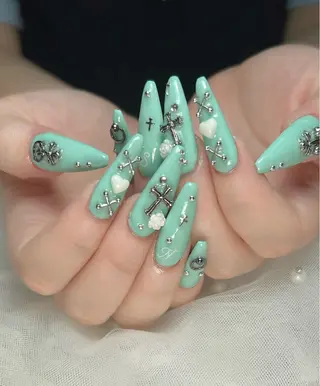 ネイル ゆき 🌻ひまわりサロンのネイルデザイン