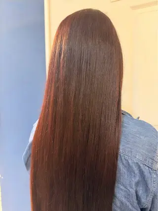 カラー 牧野 心咲のヘアスタイル