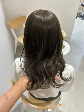 セミロング mao/お洒落ヘア 透明感🌿colorのヘアスタイル