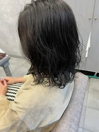 ミディアム パーマ ミルクティーベージュ /三村克彦のヘアスタイル